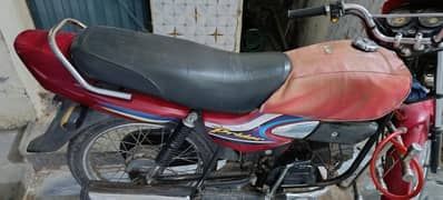 Honda 100 pridor for sale. 2015 model