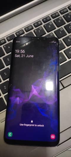 s9+