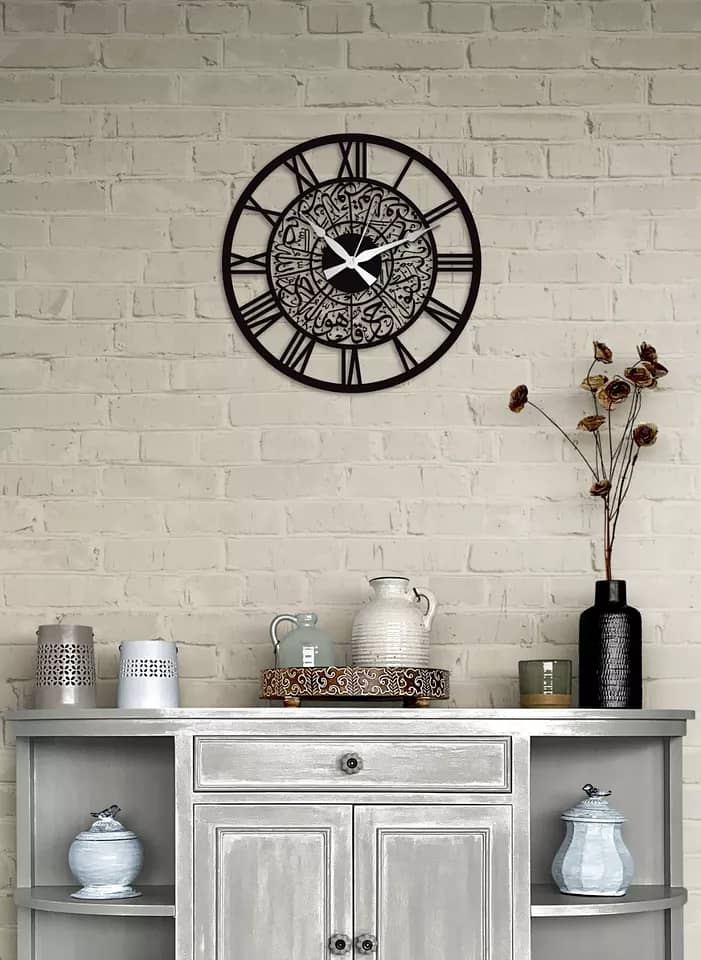 Roman Ikhlas Clock 2