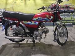 Honda cd 70 6000 totel Chali hai new bike