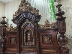 Full Wooden Chinot Bed