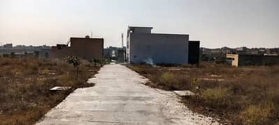 4 Marla Plot for Sale Zamar Valley Block B