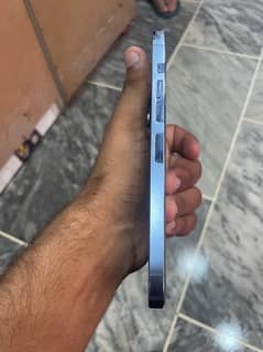 Iphone 13 pro max with box