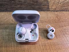 Sony link buds new condition  40k rate he box pack ka