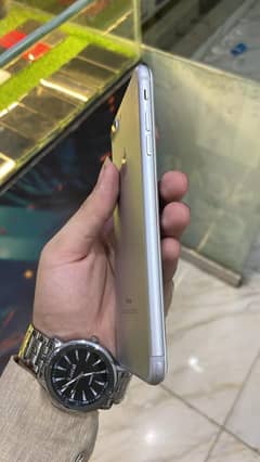 iPhone 7+