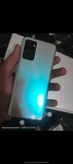 6+6/128 urgent Oppo Exchange read details