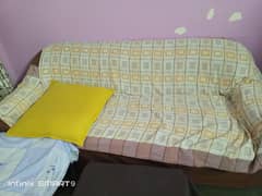3,2,1 Full sofa set(old is Gold )