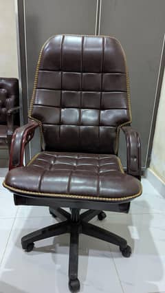 Boss chair