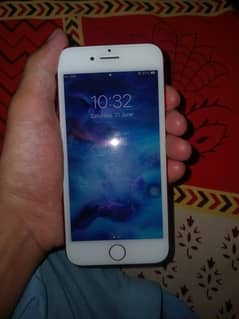 ipone 7non pta  ,10/10 condition