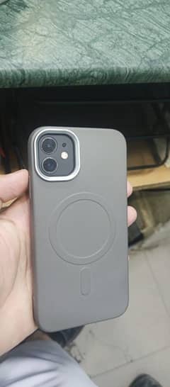Iphone 11 NoN PTA 64GB 75BH