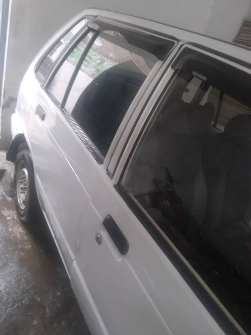 2012 model good condition 3