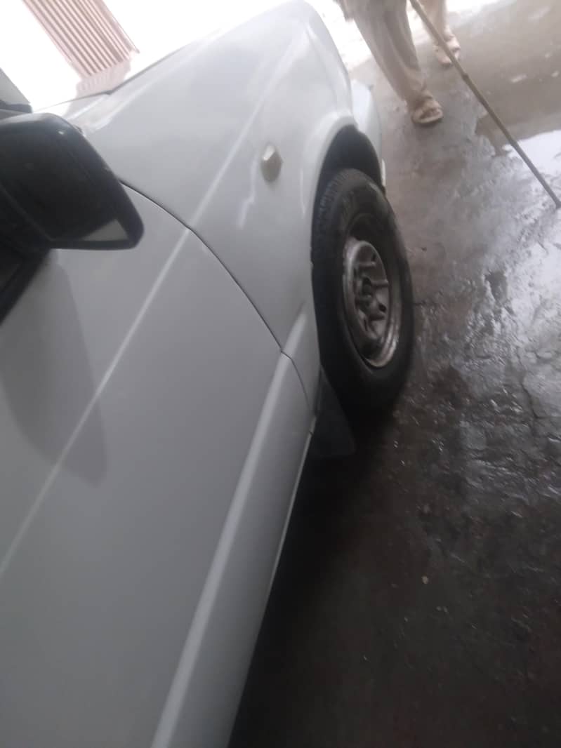 2012 model good condition 5