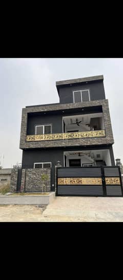 G15/4 7 Marla brand new ground portion for rent