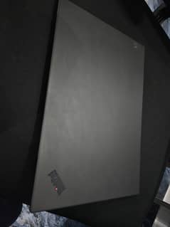 Lenovo X1 Carbon 7th - i7 8th, 16GB, 512 SSD, 4k, IRIS