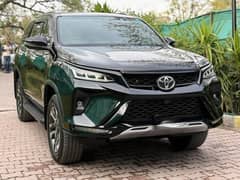 Toyota Fortuner Legender 2023