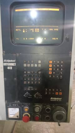 Cnc machine center interact 412 tnc 2500