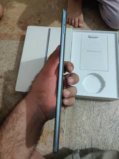 iPad mini 5 all ok bas awaz kam h bas