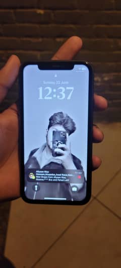 iphone 11  128GB