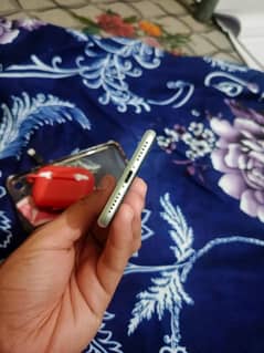 iphone se 2020 pta