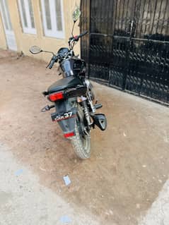 United 150cc new used bike only 6k drive