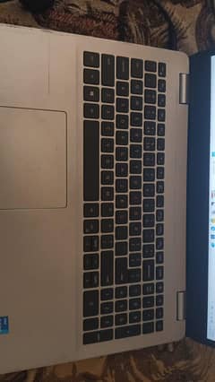 dell i5 11th generation. 8 gb ram. 512 gb nvme ssd