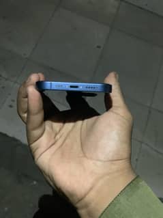I Phone 13 Non pta jv 84 Battery health Water pack