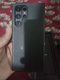 samsung s22ultra with original charger (non pta) RAM 8 . . 128
