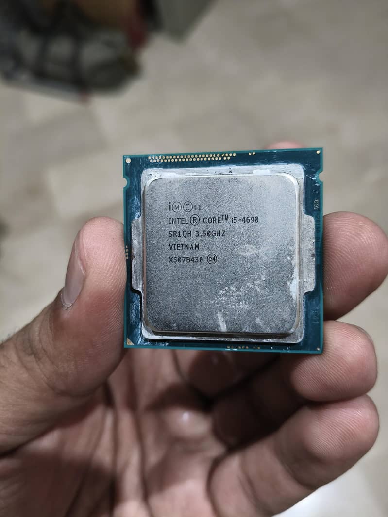 Intel Core i5-4690 3.50GHz Processor 0
