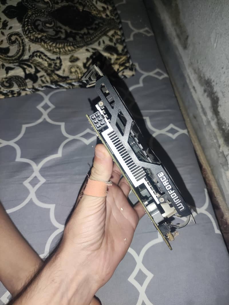 Nvidia GTX 750TI Ddr5 windforce dualfans 2