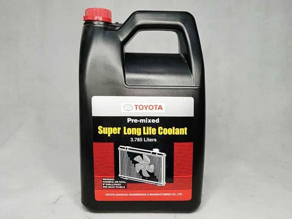 Toyota Genuine 4L Long Life Coolant - Pre Mixed for All Toyota Vehicles