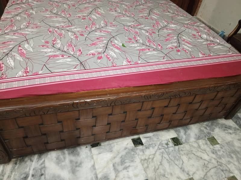 slightly use only few year with mattress 1