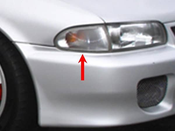 1996 Mitsubishi Lancer Right-Hand Side Parking Lamp - 1 Piece