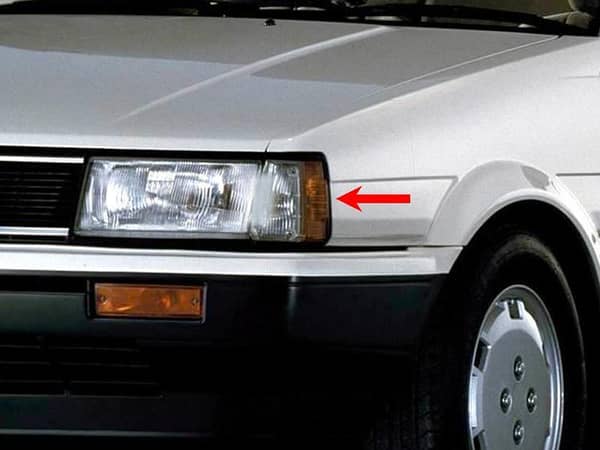 Toyota Corolla TYC Parking Lamp 1986 - 1 Pc LH