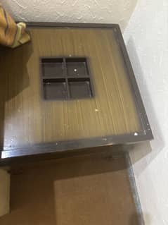 Central and aide tables