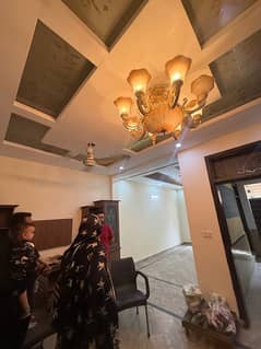 5 Marla vvip lower portion fully tiled woodwork ceiling 0323.4432274