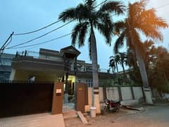 17 Marla Beautiful House available for Sale Near Chawinda Ground