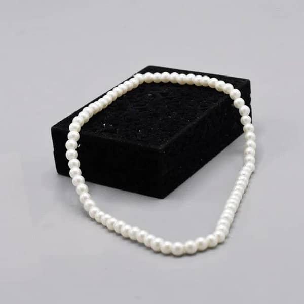 Pearl Bead Choker Necklace for Women - Elegant Statement Piece