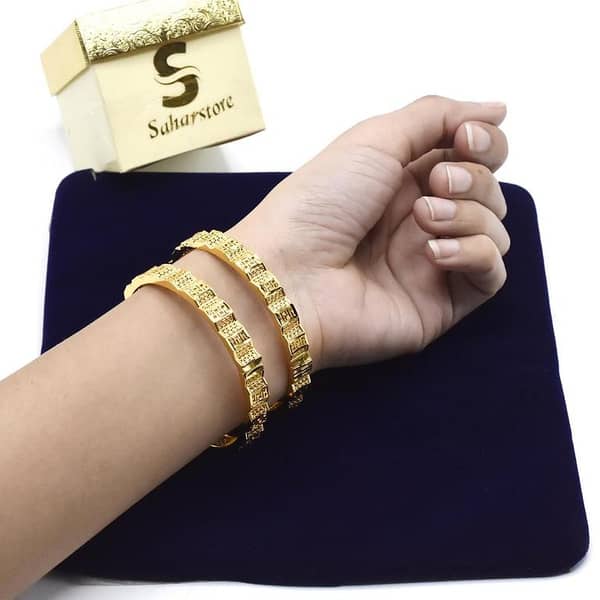 Set of 2 Copper Bangles in Gold Plating - Model blfrgde4e-1