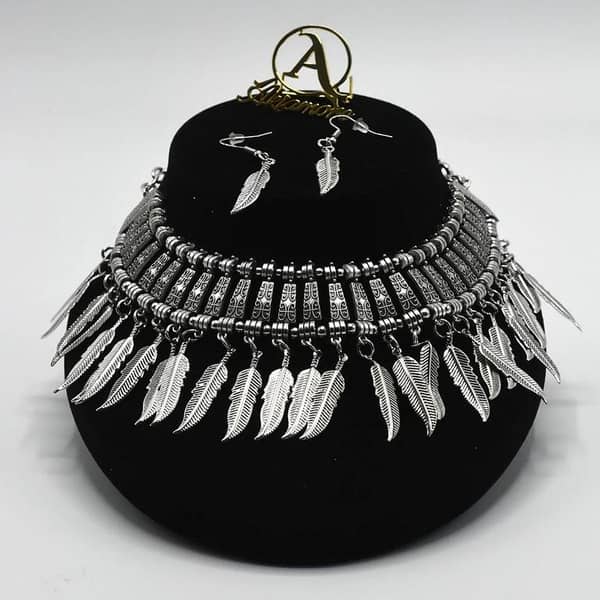 selvar Earrings Jewelry Set Antique Trible Style Hanging Leaf Necklace