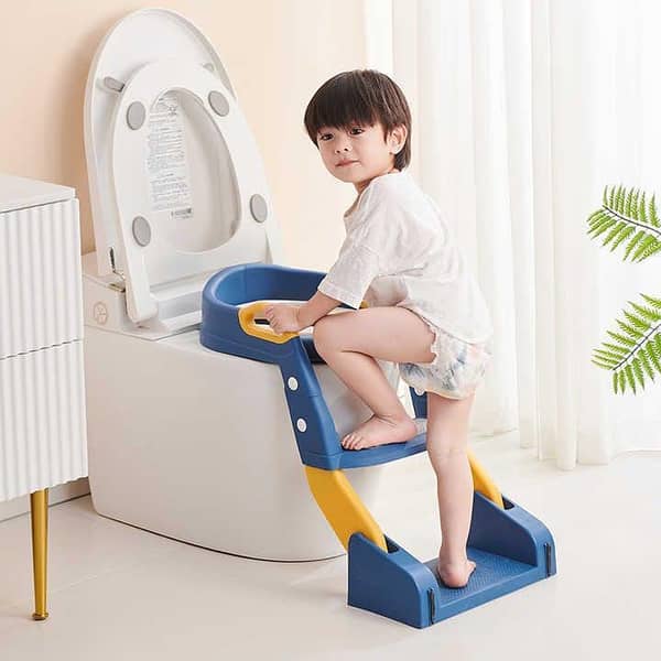 2 in 1 new infant Folding Baby Potty Leader Training Seat / Potty Chair