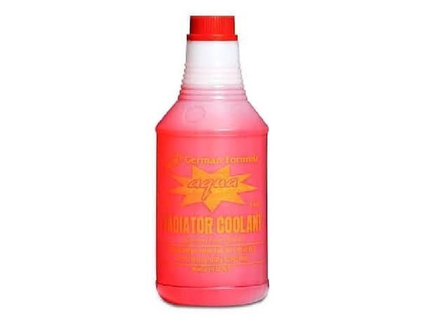 Aqua Radiator Coolant - Red German Formula, 1 Litre for Optimal Engine Performance