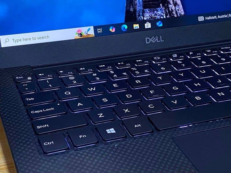 DELL XPS 13 (Core i7 10th Generation) 16/512gb NVME SSD 6