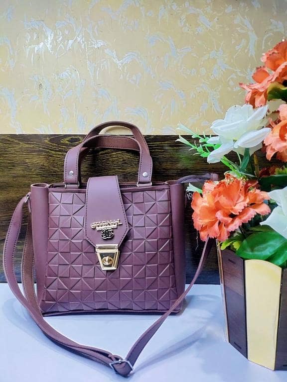 Women’s Handbag by Elegant – Spacious and Stylish Design