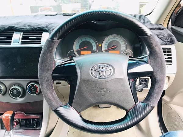 Hand sewing Top Alcantara / Suede With Matt Carbon Fiber Steering Wheel Cover With Thread And Needle