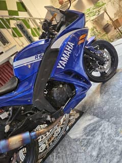 Yamaha replica heavy bike