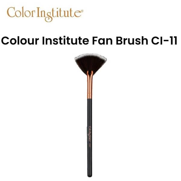 Colour Institute CI-11 Fan Brush for Precision Highlighting and Bronzing
