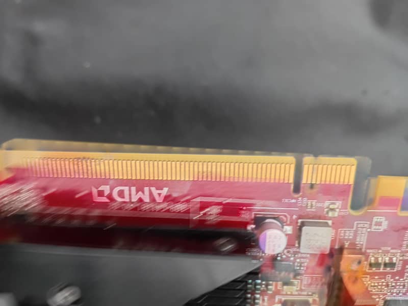 Amd Firepro w5000 4gb ddr5 256 bit 5