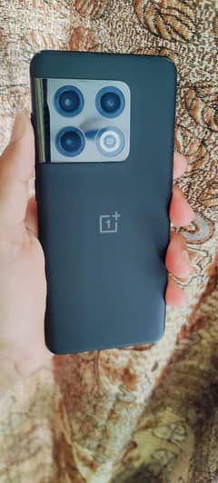 OnePlus 10 Pro (8+8 / 256)
