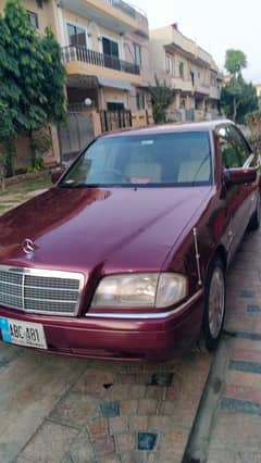 Mercedes C180 Elegance model for sale