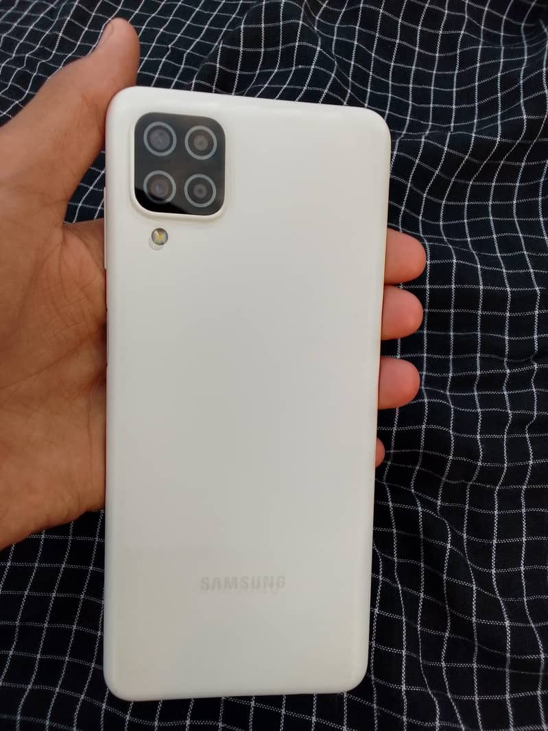 Samsung Galaxy A12 10/10 condition with box 3 month used with case 2
